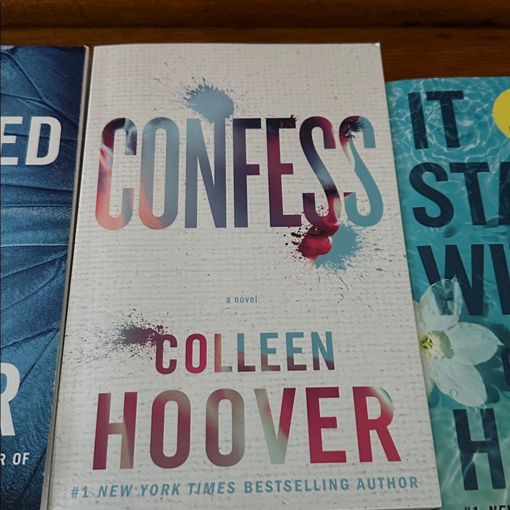 Book Set - Multicolor Covers - Picture 3 of 5